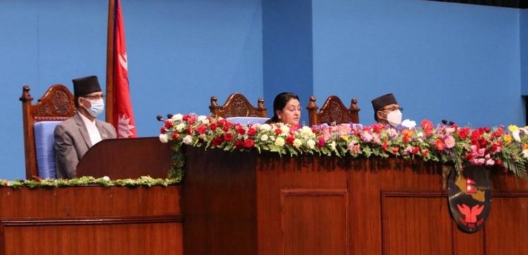 पुरानै कार्यक्रमलाई दोहोऱ्याइदैं ।