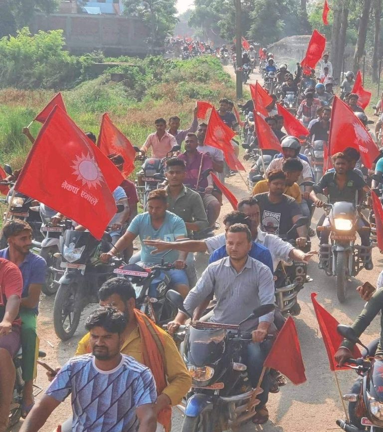 वीरगन्ज २४ मा नेकपा एमाले उमेदवार पटेलद्वारा घरदैलो  तथा मोटरसाइकल रैली ।
