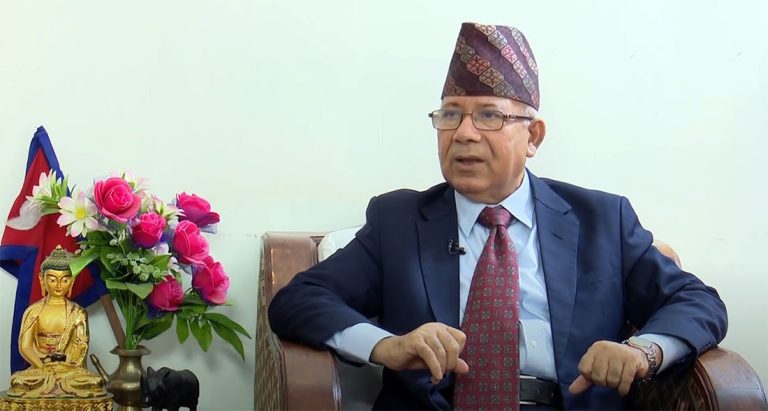 बहालवाला मन्त्री ‘नहट्ने’ अडान राखेपछि भाँडभैलो सुरु