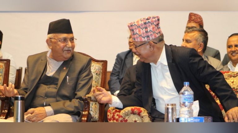 एमालेसँग वार्ता गर्न नेकपा एसले खाेल्याे ढाेका
