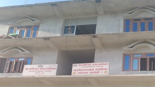 २ लाखको कोटेसन हाल्नेसँग ८० लाखको सम्झौता