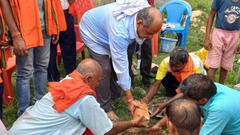 राधा कृष्ण माविमा चार कोठे भवनको शिलान्यास