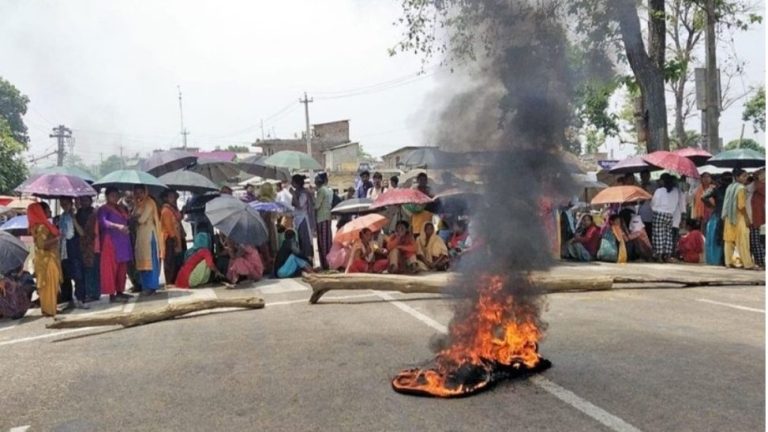 सुरक्षा माग गर्ने स्थानीयमाथि गोली चल्दा एक किशोरीको मृत्यु