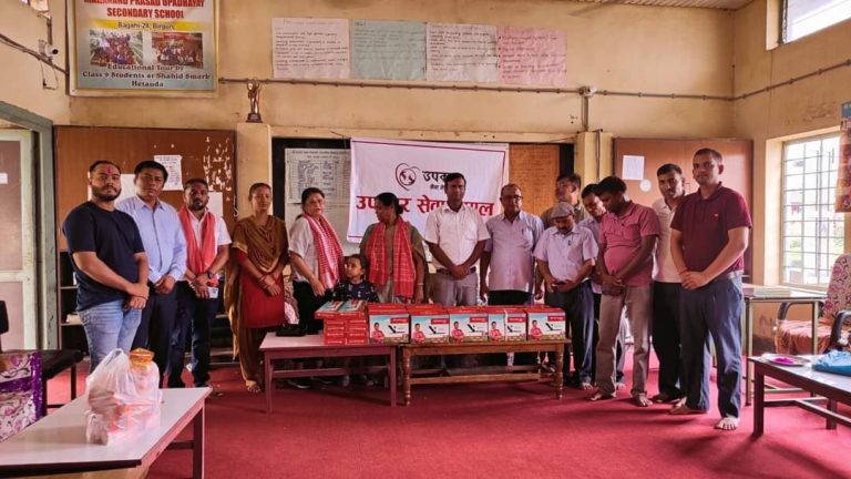 श्री महानन्द प्रसाद उपाध्याय माध्यमिक सामुदायिक विधालयमा पंखा सहयोग