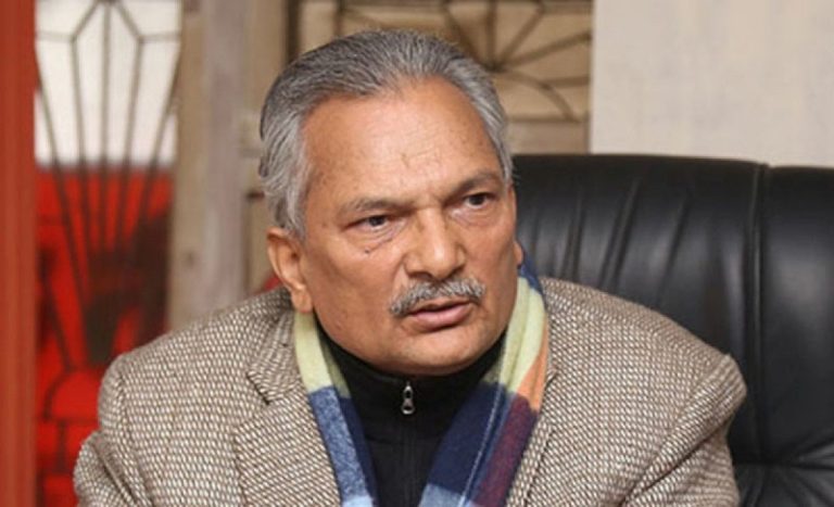 डा. बाबुराम र उनीनिकट नेताहरु नयाँ पार्टी खोल्ने निष्कर्षमा