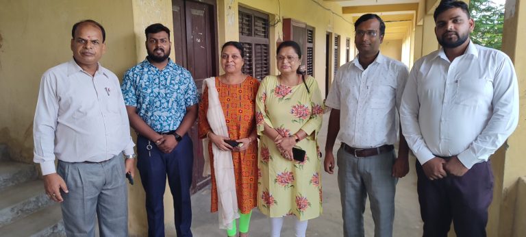 युवा नेता सरार्फको पहलमा उपकार सेवाद्वारा श्री शारदा माविमा पंखा हस्तान्तरण ।
