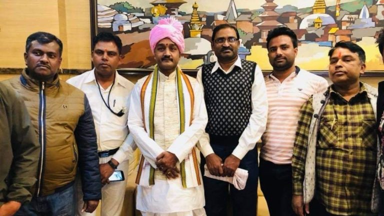 वन मन्त्री यादव अब हिरो बन्दै, फिल्म मुस्कान खेल्ने