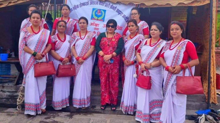 नेपाल प्रहरी श्रीमति संघद्वारा पशुपतिनाथमा सेवा कार्यलाइ निरन्तरता ।
