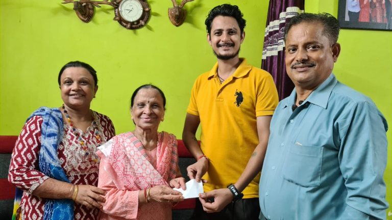 जन्मदिन मनाउने पैसा आशा किरण केन्द्रलाई सहयोग ।