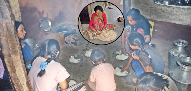 बन्द आँखाले ७ छोरीको लालनपालन