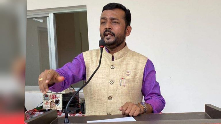 लगानीको सुनिस्चितता नभएसम्म निजगढमा जङ्गलको रुख काट्ने अनुमति दिँदिन् : मन्त्री यादव