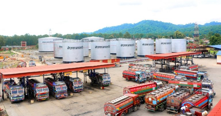 कच्चा तेलको मूल्य घट्यो, प्रति ब्यारेल कति ?