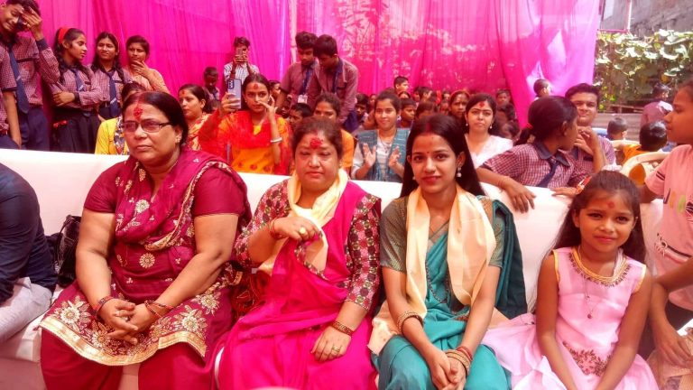 माउण्ट मकालु बिधालयमा विविध कार्यक्रम गरि बाल दिवस मनाइयो ।