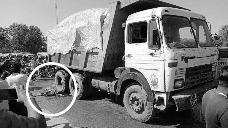 नेपाल भारत सीमामा ट्रकको ठक्करबाट एक भारतीय नागरिकको मृत्यु