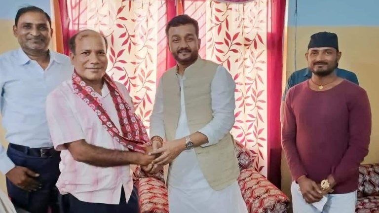 नेकपा एसबाट स्थानीय तह निर्वाचनमा उम्मेदवार रहेका पटेल जसपा प्रवेश गरे