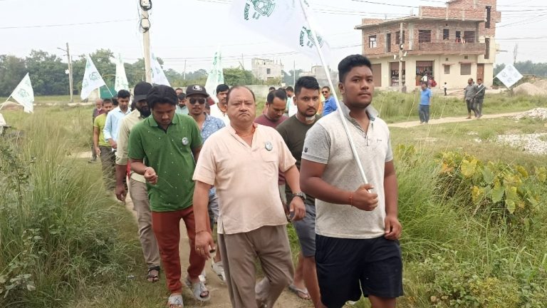 पर्सा २ (ख)मा दलीय उम्मेद्वारको विकल्प बन्दै स्वतन्त्र उम्मेद्वार सिंह