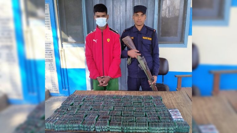प्रतिबन्धित औषधीको १४,६०० क्याप्सुल सहित वीरगन्जका एक किशोर  पक्राउ