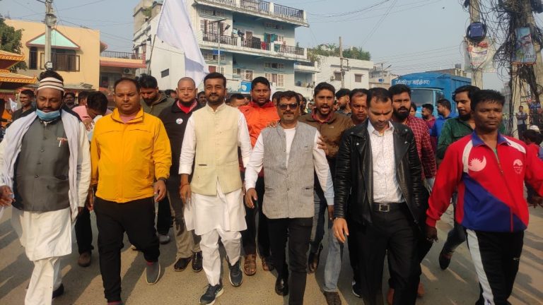 भौतिक पूर्वाधारलाई विकास गर्दै नारायणी अस्पताललाई सुविधासम्पन्न बनाउन पहल गर्छु – प्रदीप यादव
