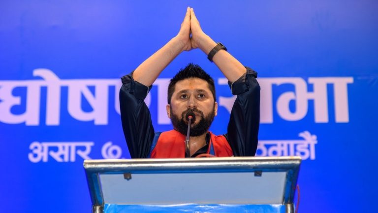 रवि लामिछानेलाई स्पष्टिकरण सोध्दै निर्वाचन आयोग