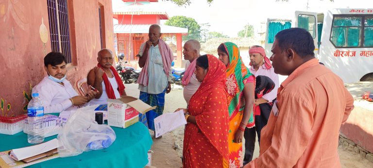 “मेयर घरदैलो स्वास्थ्य कार्यक्रम” वडा नं.१७ मा सम्पन्न, १ हजार बढीले लिए सेवा