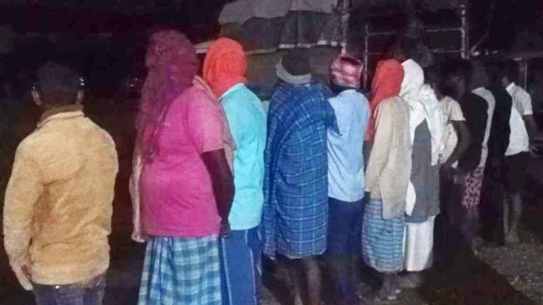 पर्सा : विद्युत चोरी गर्ने १२ जना पक्राउ