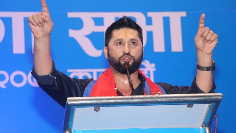 लिङ्देनलाई भेटेलगतै ओलीलाई भेट्न रवि लामिछाने छिरे