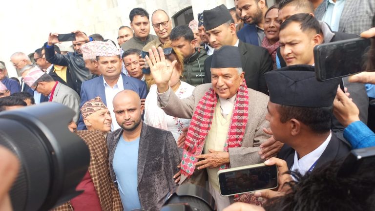 राष्ट्रपति पदमा नेपाली कांग्रेसका रामचन्द्र पौडेलकाे उम्मेदवारी दर्ता