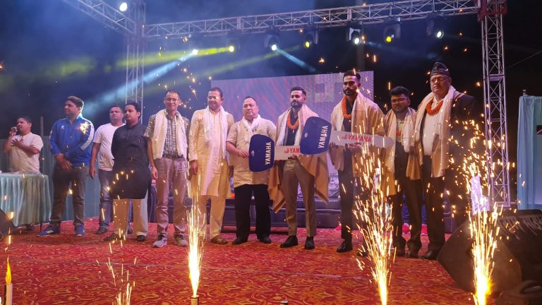 महानगरले गरेको वाचा गर्यो पूरा, खेलाडीलाई नागरिक अभिनन्दन सहित मोटरसाइकल प्रदान