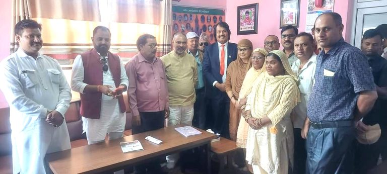 पर्साको राजनीतिमा भुइचालो : करिमा, शशीकपुरसहित सयौं नेताहरु जनमतमा प्रवेश गर्दै
