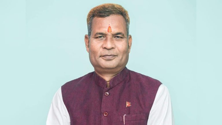 मधेस प्रदेशको वनमन्त्रीमा पर्साका रमेश कुर्मी