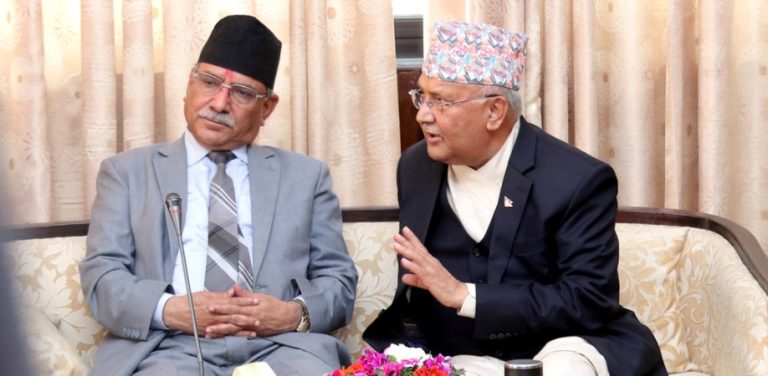 प्रचण्ड र ओली निरन्तर संवादमा