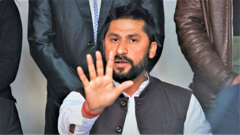 सिरोहिया पक्रन आनाकानी गरेपछि आईजीपीसँग रिसाएका थिए लामिछाने