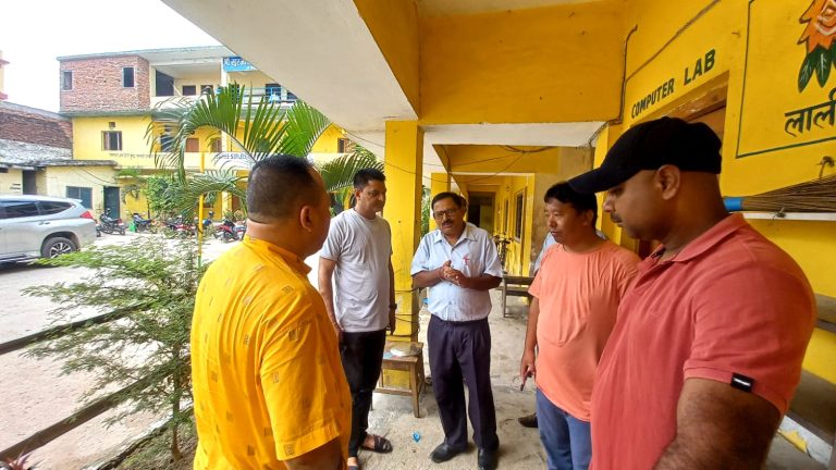 विद्यालयमा जानकारी बिनै अनुपस्थित ४ जना शिक्षकसँग स्पष्टिकरण माग