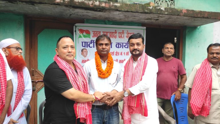 कांग्रेसका क्षेत्रीय प्रतिनिधि जसपामा प्रवेश, जसपामा सबै गोलबद्ध हुन सांसद यादको आह्वान