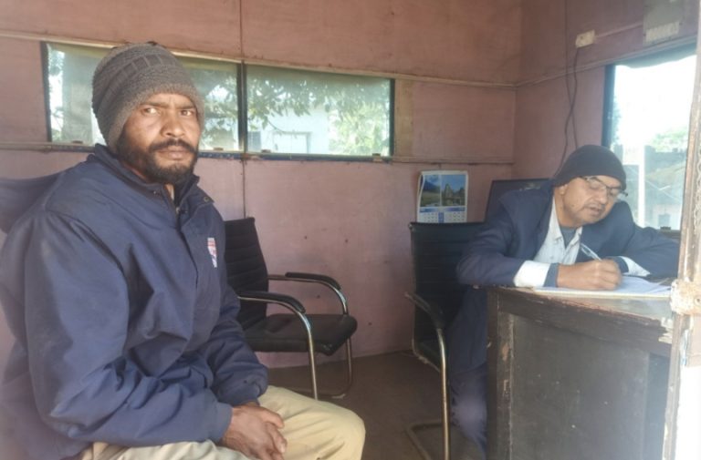 भारतबाट मजदुरी गरेर घर फर्किने क्रममा नेपालीले नै नेपालीलाई बीच बाटोमा लुटे