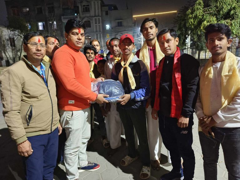 दिल्लीमा हुन लागेको प्रतियोगितामा सहभागि खेलाडीको विदाई