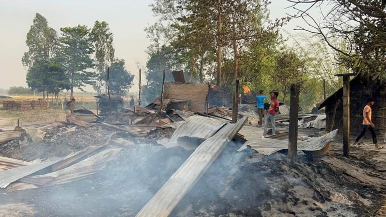 सप्तरीको चिमटिमा आगलागी हुँदा १ सय १० घर जलेर खरानी