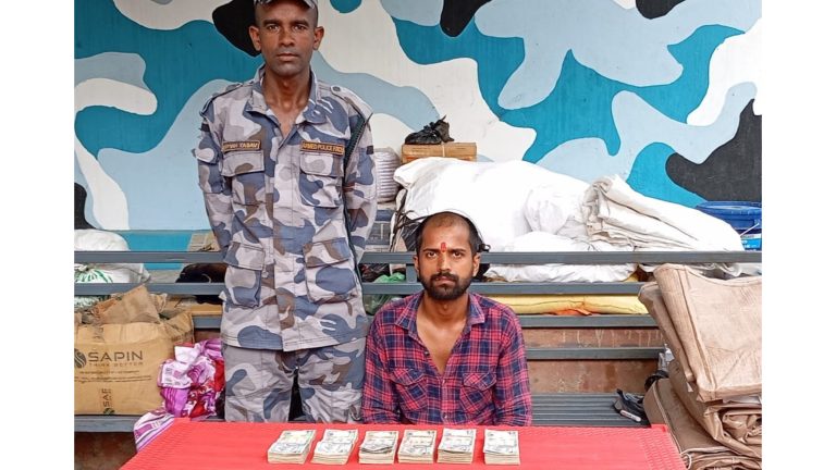 स्रोत नखुलेको ६ लाख रुपैयाँ सहित वीरगन्जबाट एकजना पक्राउ