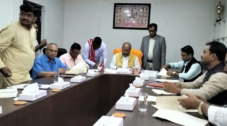 मधेश सरकारका मुख्यमन्त्री र मन्त्रीहरूबीच कार्यसम्पादन करार सम्झौता