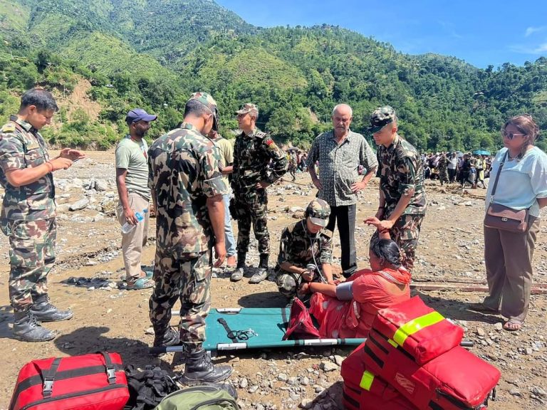 एनआरएनएद्वारा बाढीपहिरो पीडितलाई एक करोड सहयोगको घोषणा