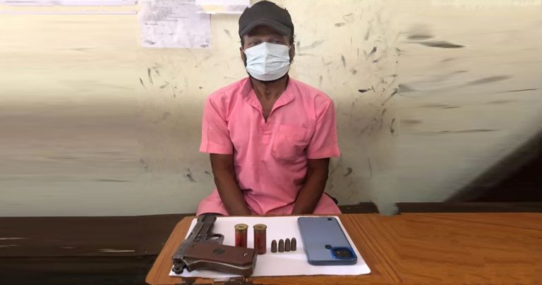 दुर्गा मेला लागेको स्थानबाट पेस्तोलसहित एक व्यक्ति  पक्राउ