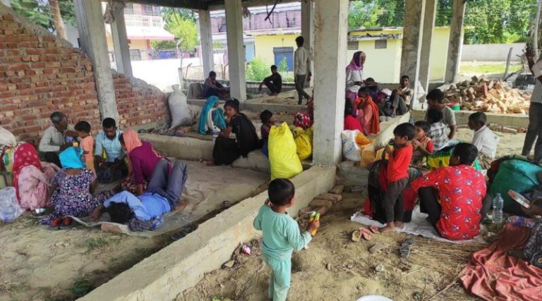 इँटा भट्टामा काम गर्न ल्याइएका ४४ मजदुर अलपत्र