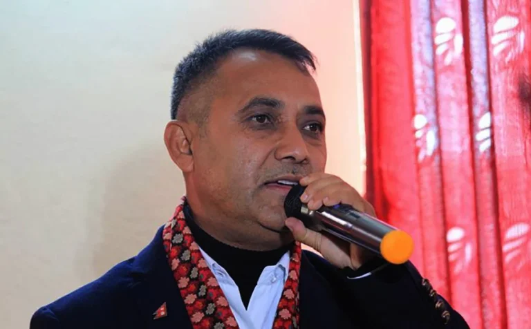 वडाध्यक्षका लागि मधेसमा भोट माग्दै विश्वप्रकाश