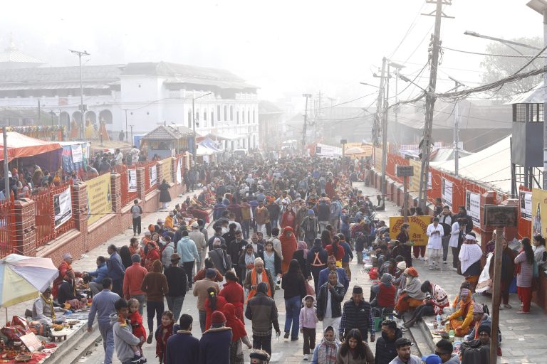 पशुपतिनाथ क्षेत्रमा शंकास्पद गतिविधि गर्ने ७५ जना पक्राउ