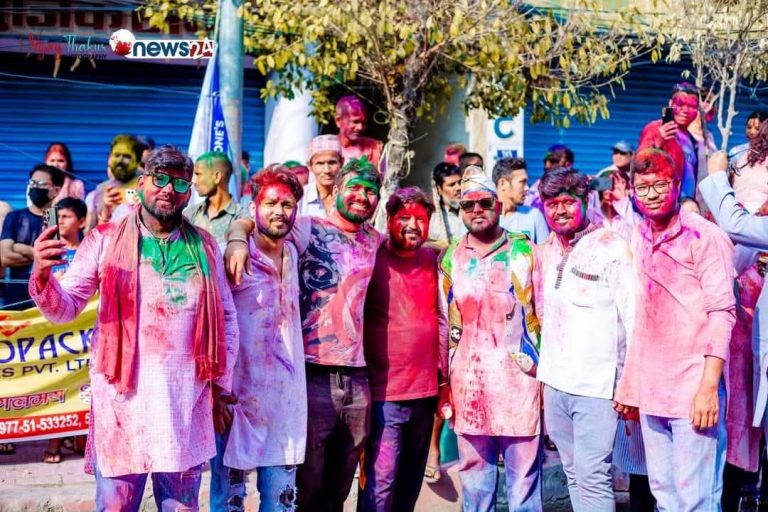 तराई मधेसमा आज हर्षोल्लासपूर्वक होली मनाइँदै