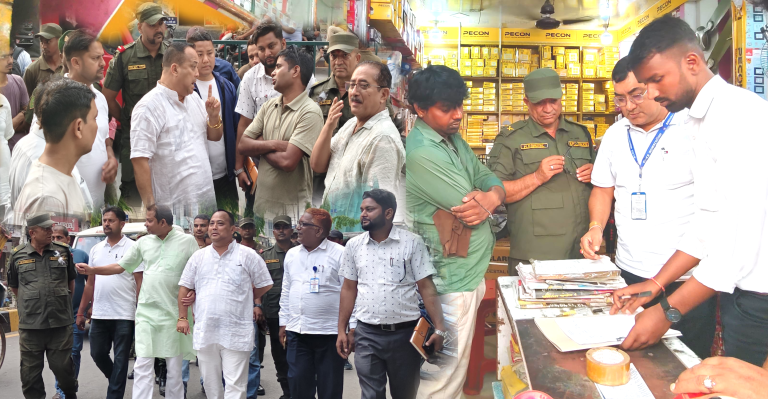 वीरगंजमा कर तिर्ने अभियान सुरु, घर-घरमा पुगेर जनचेतना फैलाइदै