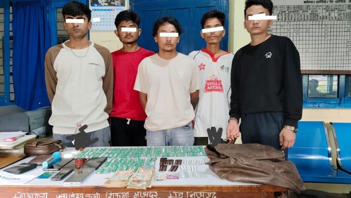 लागुऔषध ट्याब्लेट सहित ५ जना पक्राउ