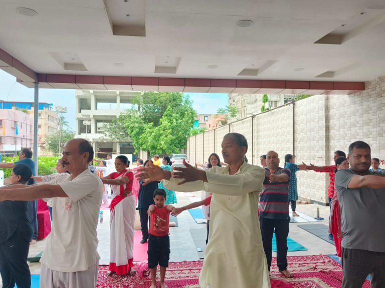 योग दिवसको अवसरमा वीरगञ्जमा तीन दिने निःशुल्क योग सत्र सुरु