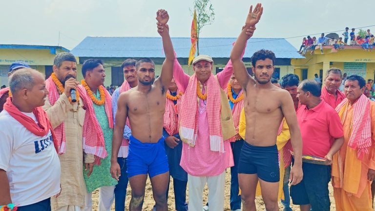 प्रसौनीमा महाबिरी झण्डा मेलाअन्तर्गत भव्य कुस्ती प्रतियोगिता सम्पन्न