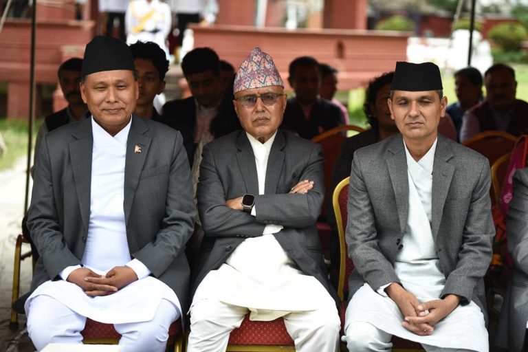 खनाल, घिसिङ र अर्यालले लिए मन्त्रीको शपथ